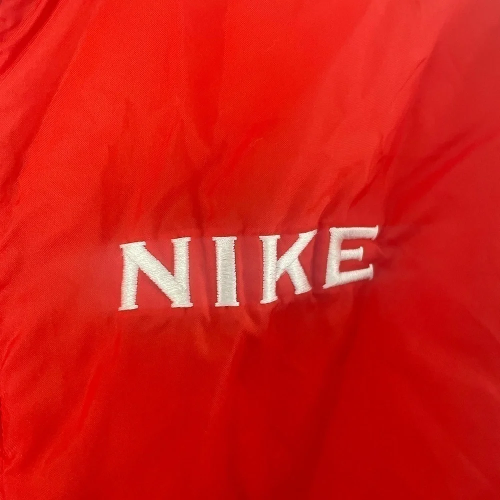 Retro Nike red windbreaker boys small play condition 3/4 sleeves